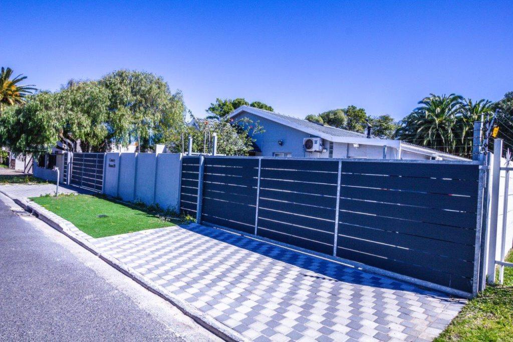 INVESTOR GOLDMINE: HOUSE IN TABLE VIEW WITH MASSIVE INCOME POTENTIAL